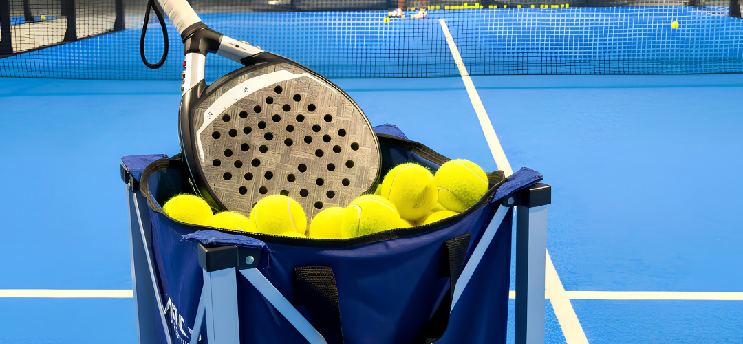 משחקים פאדל או טניס? כך תוכלו למנוע פציעות נפוצות כמו מרפק טניס, נקעים וכאבי כתף ולחזור למגרש בצורה בטוחה.